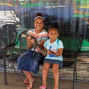 Meet your Posher, Joann